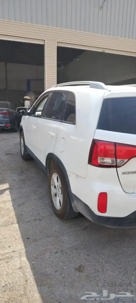 كيا سورينتو 2015 3