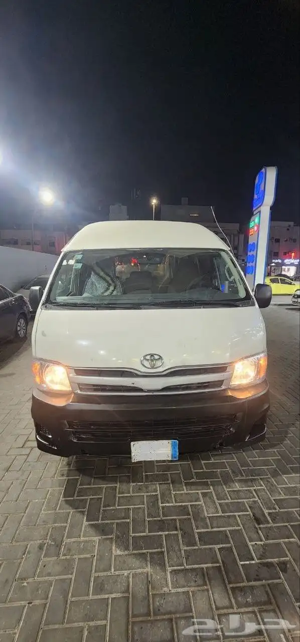 للبيع باص بضاعة هايس بنزين سقف عالي 0