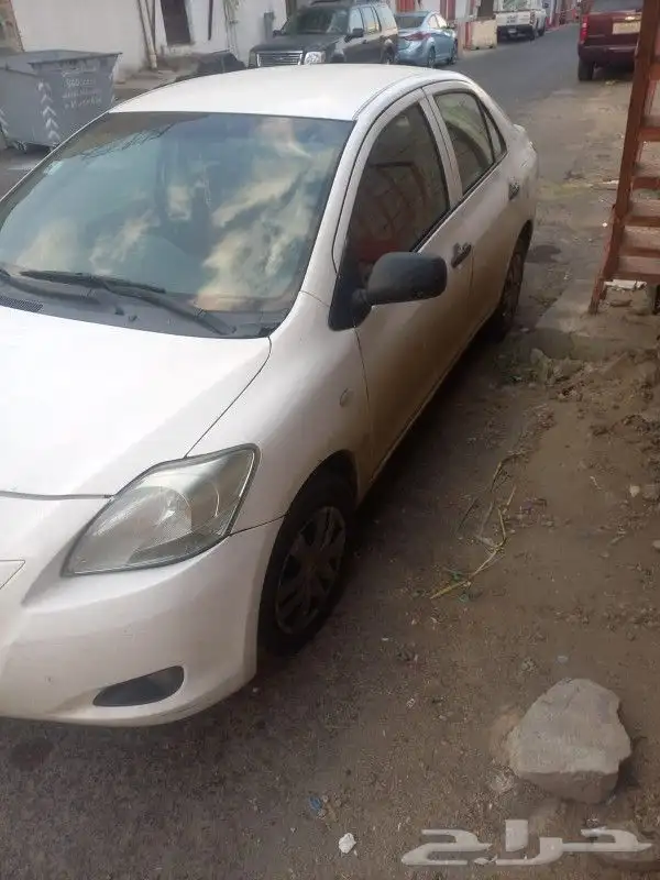 تويوتا يارس موديل 2011 جير عادي فعص استماره مجدد جير شرط 2
