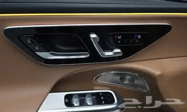 مرسيدس-بنز E300 AMG Line 2024 إستيراد من كوريا - العصيمي 15