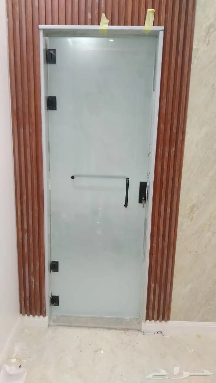 توريد وتركيب زجاج سكريت 2