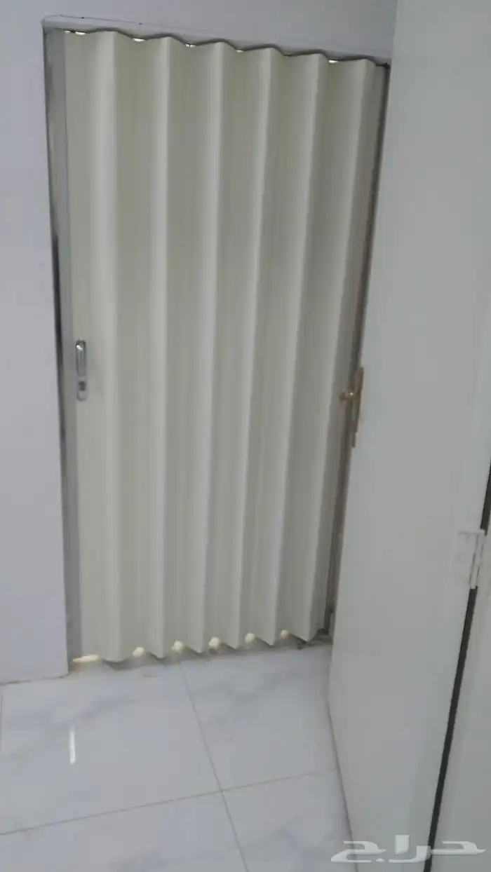 توريد وتركيب زجاج سكريت 1