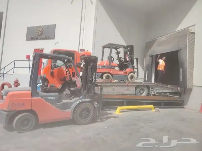 رافعات شوكيه كرنات سطحات ترلات اتصل نصل 0