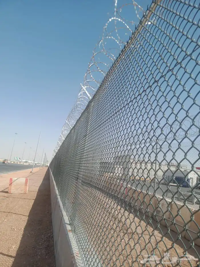 يوجد الدينا توريد وتركيب شبوك مضلات 2