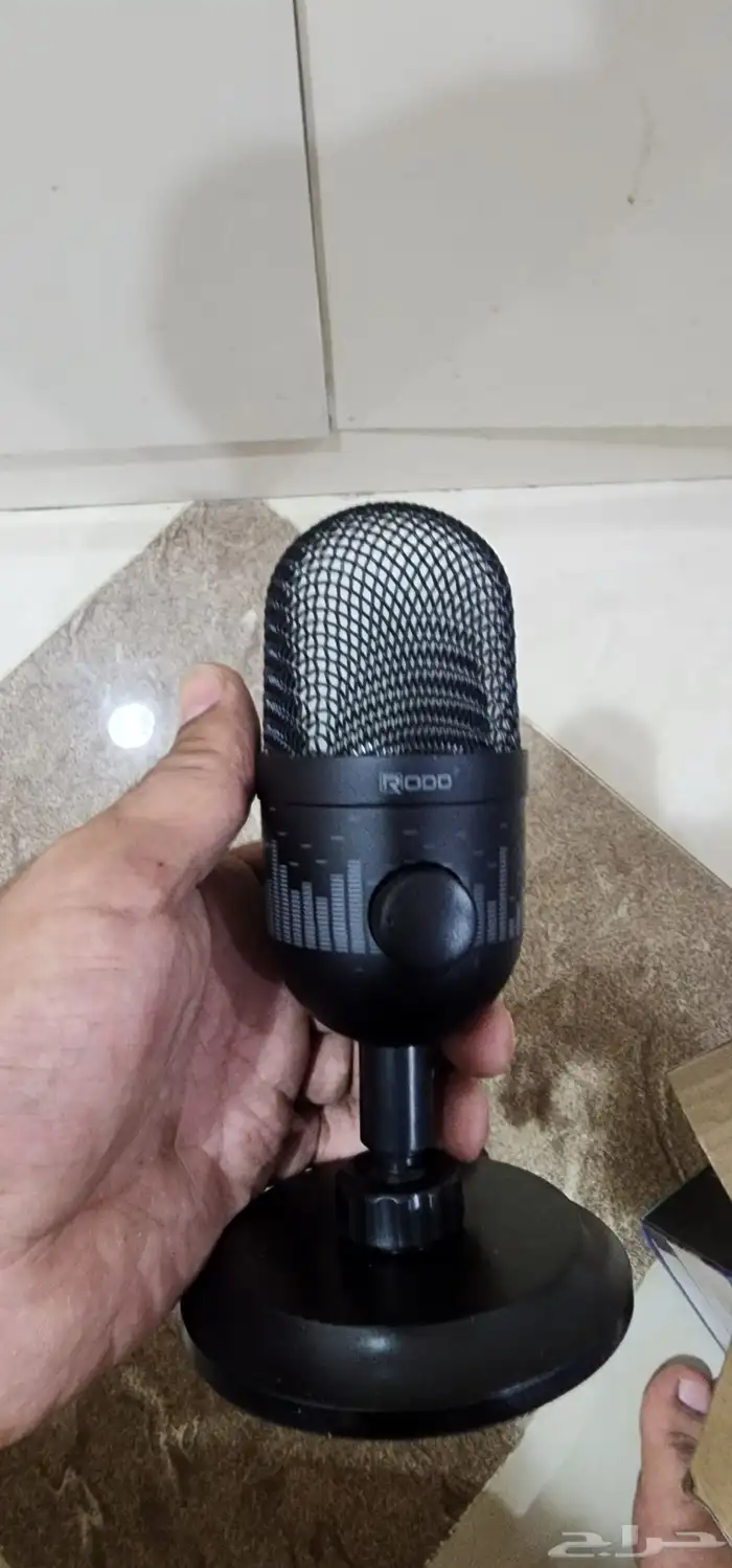 مايك العاب وشاحن سياره جانبي 5
