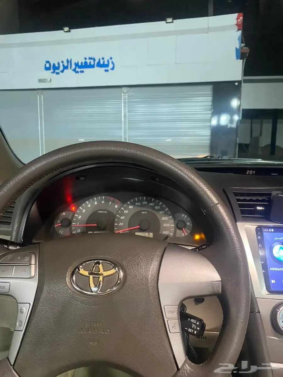 السلام عليكم حبيت اعرض سيارتي كامري موديل 2009 فل كامل مر 1