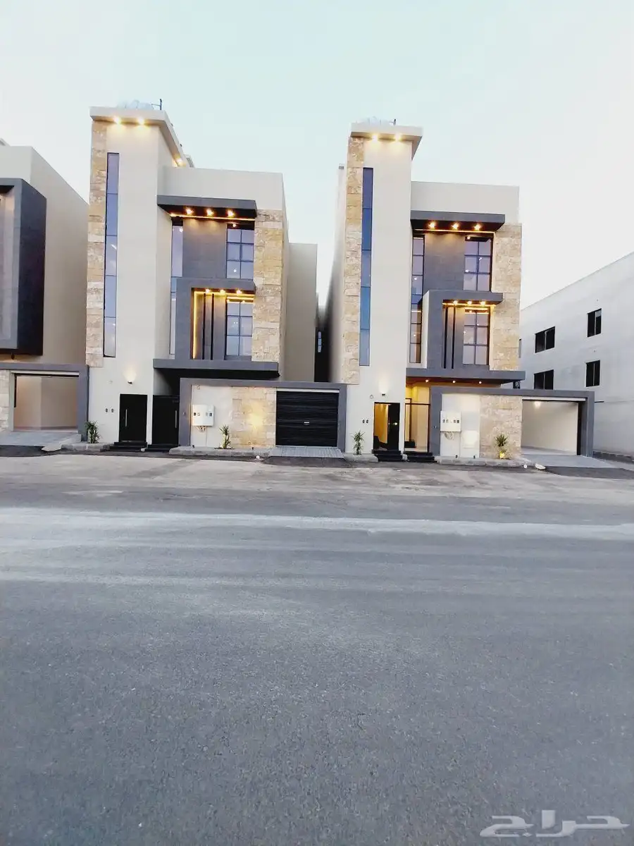 للبيع شقق ارضيه وعلويه تشطيب vip بموقع متميز بالمحاله 600الف 0