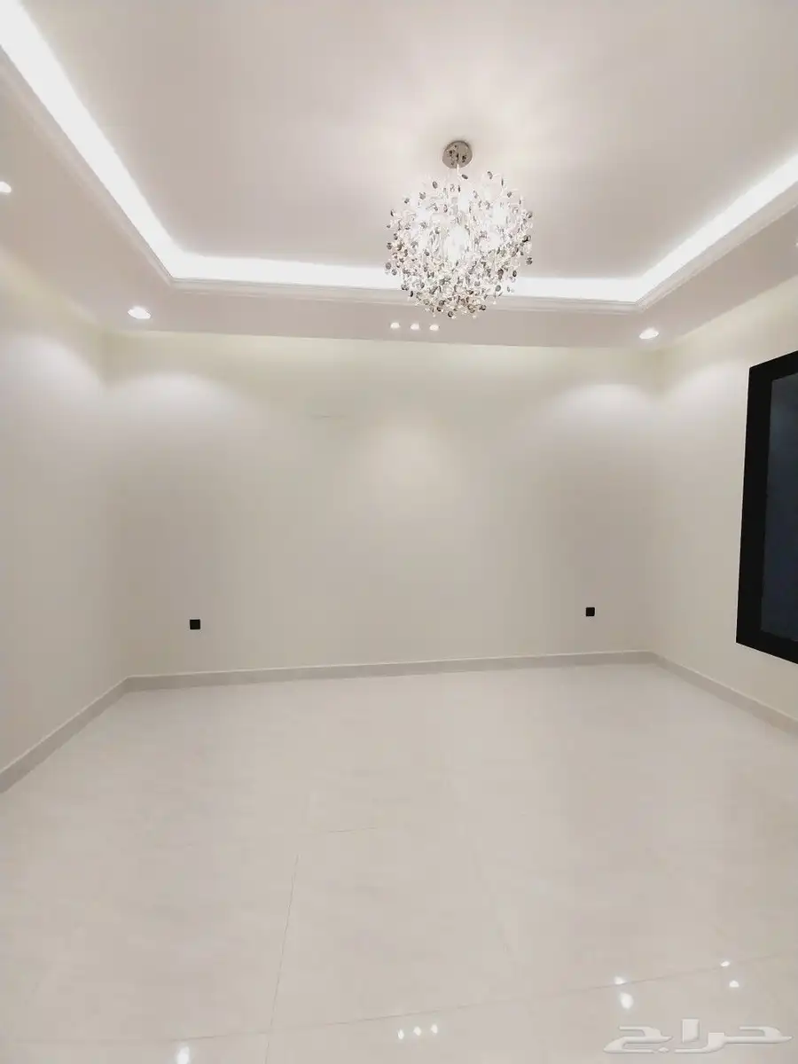 للبيع شقق ارضيه وعلويه تشطيب vip بموقع متميز بالمحاله 600الف 4