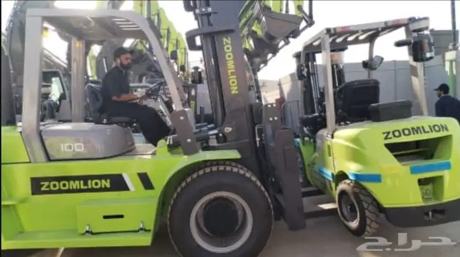 تأجير رافعات شوكية مان لفت سيزر لفت كرينات تليهندر بوبكات 23