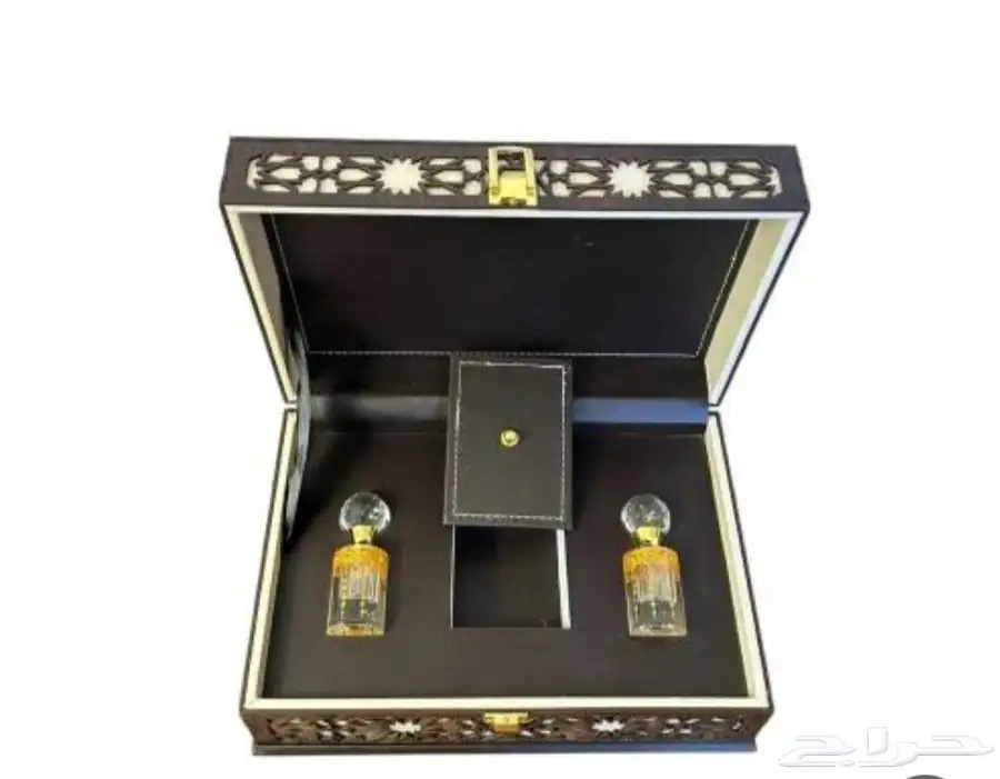 صنديق هديا فخمه مع عطور اودهن عود وبخور 0