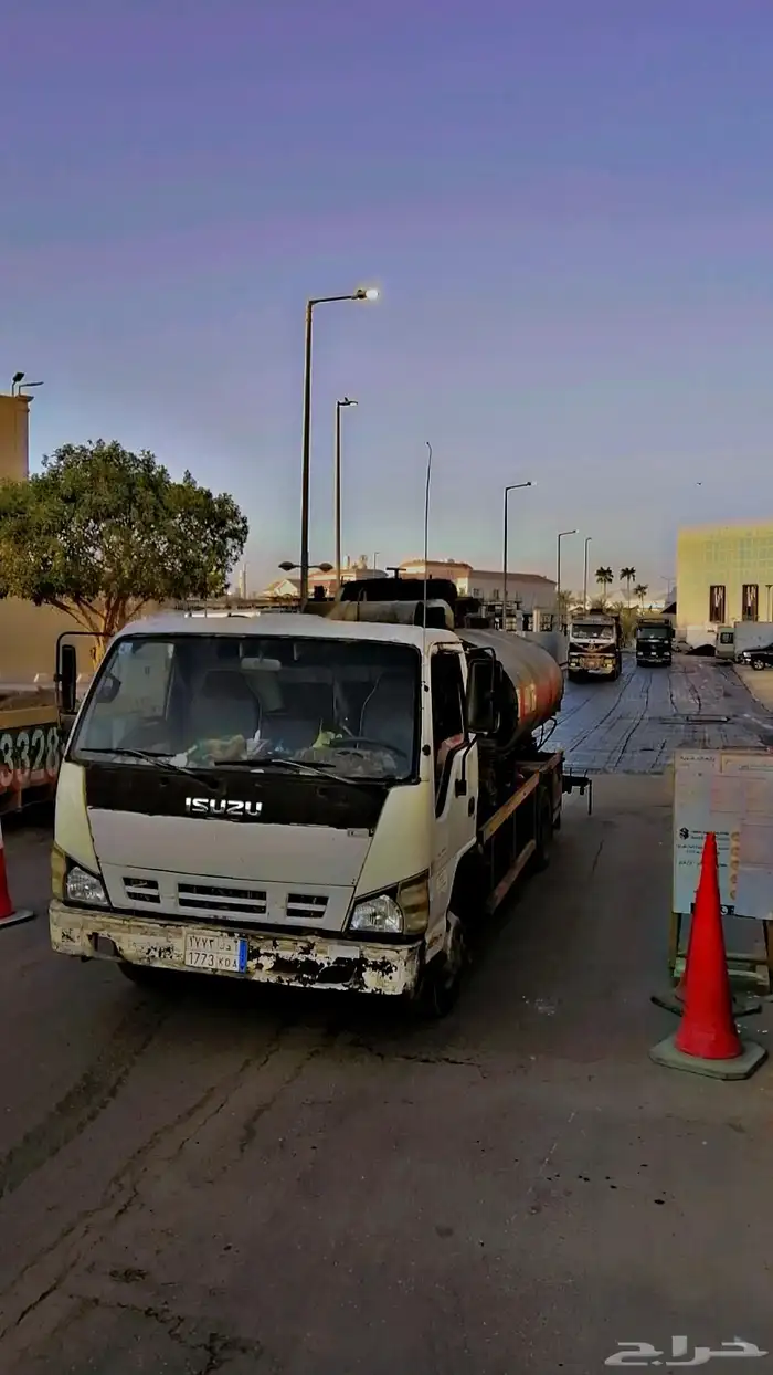دينا ايسوزو للبيع مديل 2008 قير مكينه شرط سياره خاصه ونظيفه 3