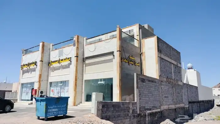 مبنى تجاري للبيع 1