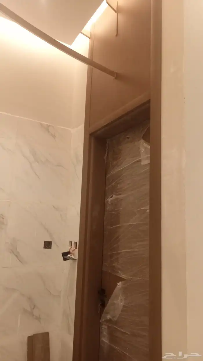 فني تركيب ابواب بي سي 9