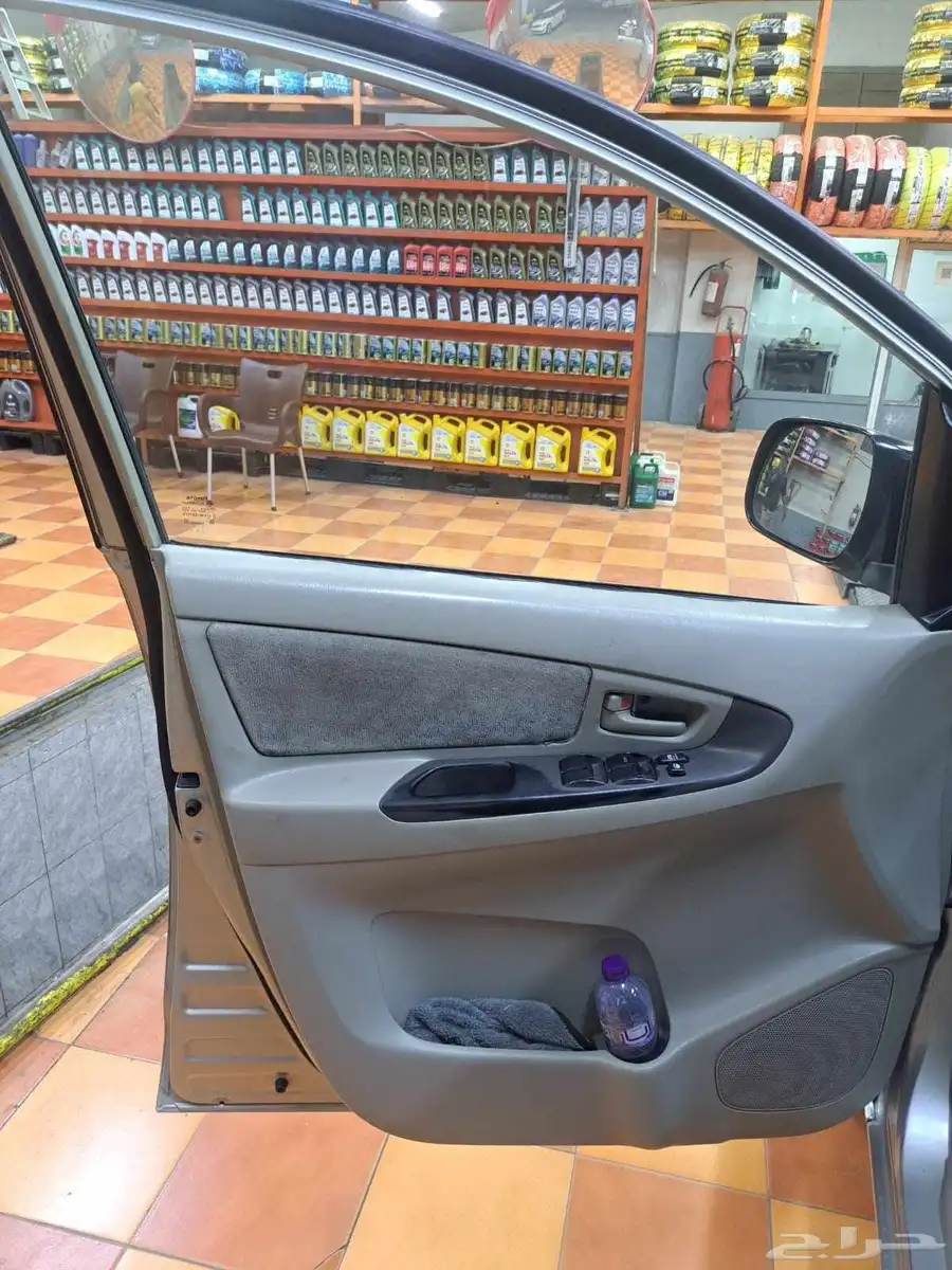 Toyota Innova 2011 7