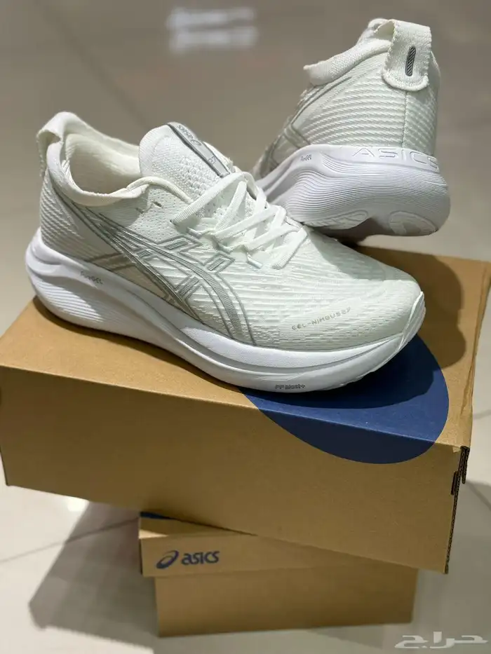 شوزات asics اسكيس 5
