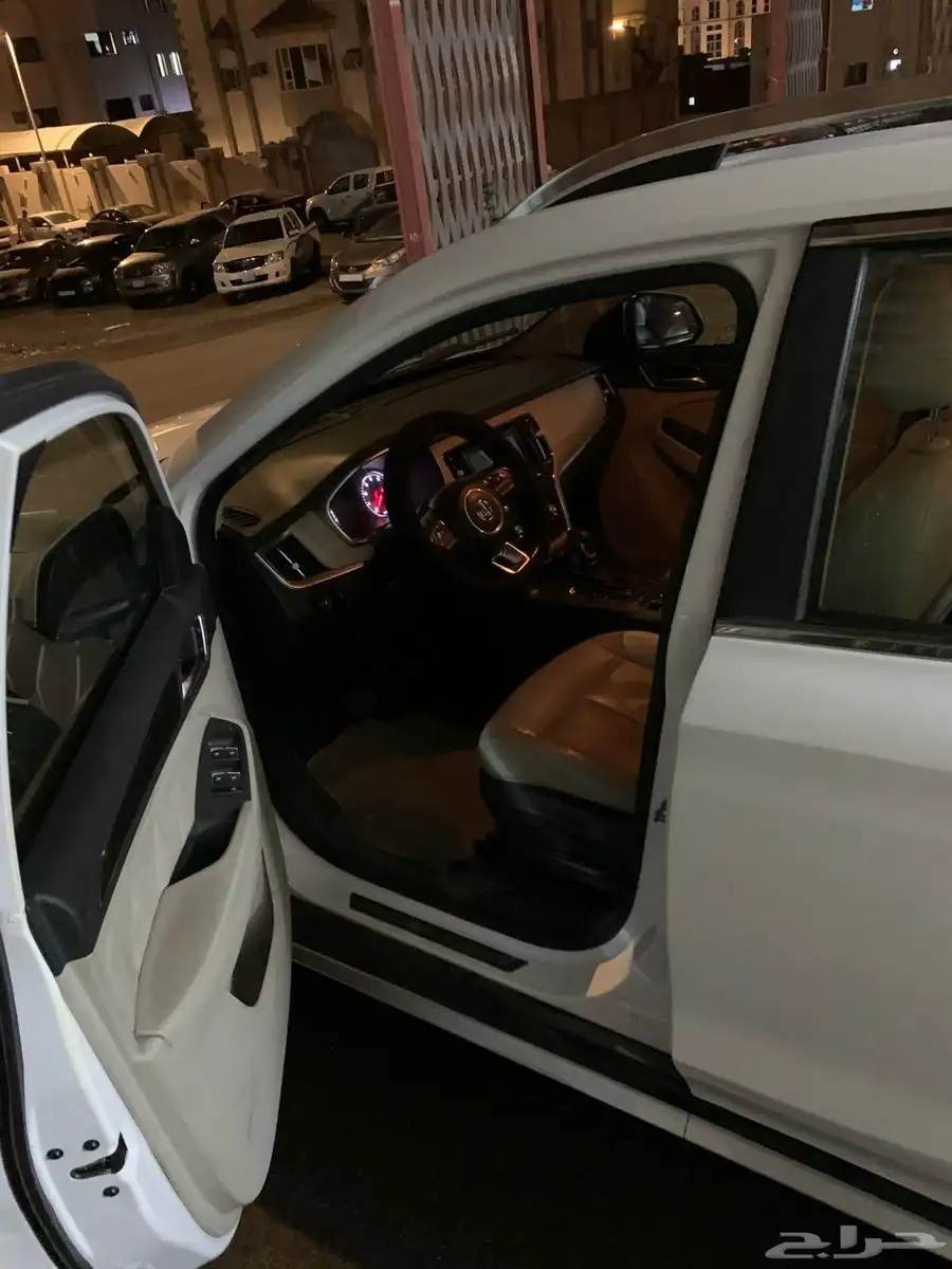 إم جي واجون 2018 فل كامل _فتحة سقف بانوراما _القير MG6 يحتاج 7