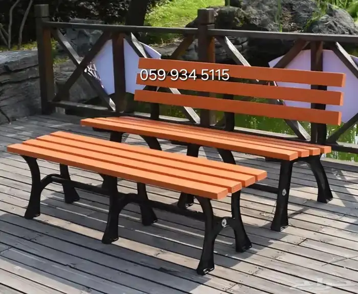 كراسي المدرسة ملاعب بادل مواقف انتظار الحافلات والقطار 15