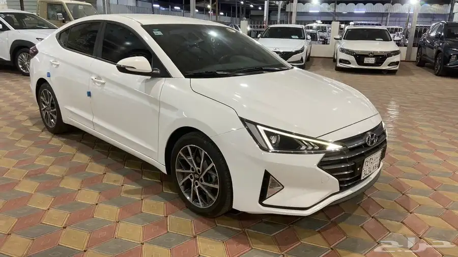 النترا بنزين 2020 بصمه شاشه وارد كوريا بحالة الوكالة 1