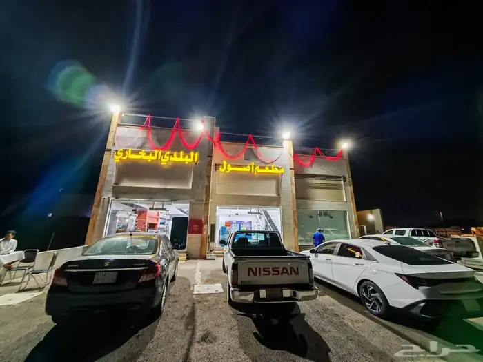 مبنى تجاري للبيع 2
