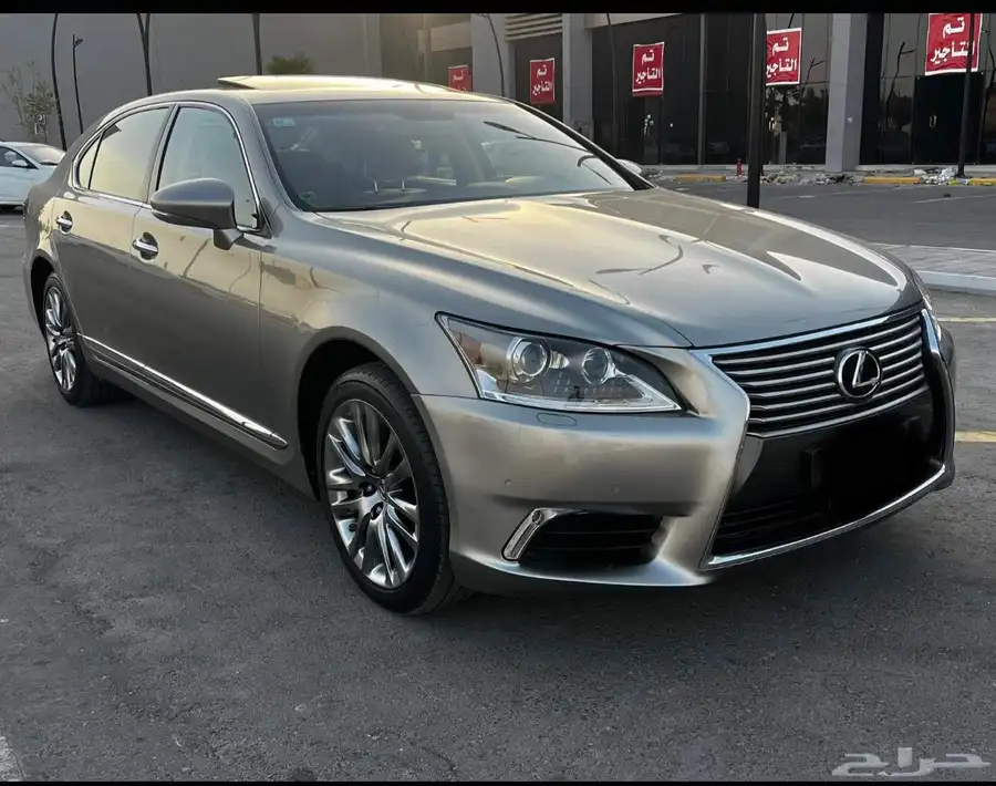 نوع السيارة لكزس LS 460L 2015 0