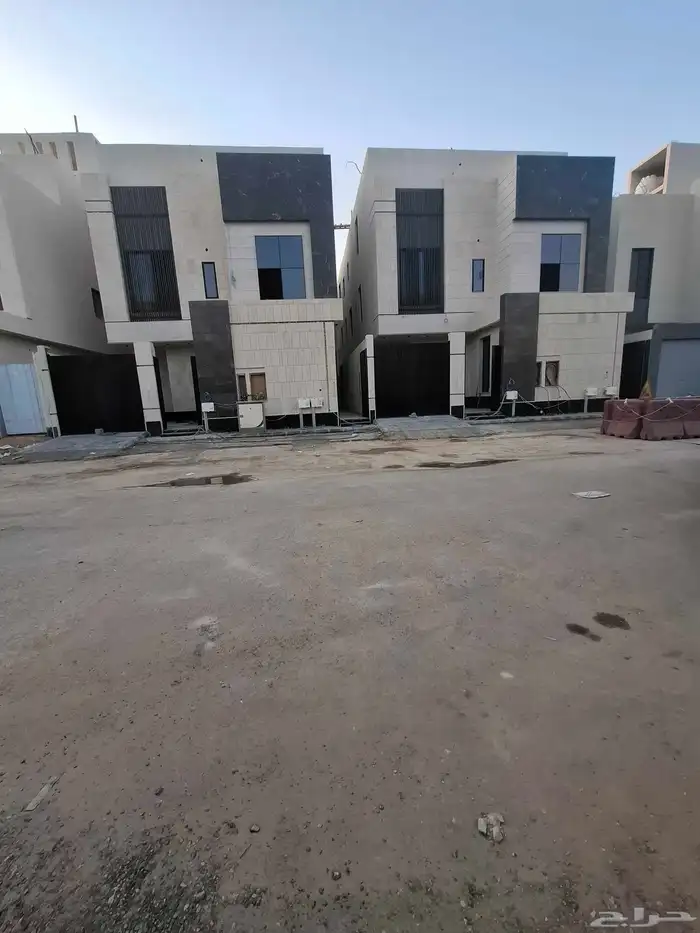 شقق للبيع بحي الرمال 13
