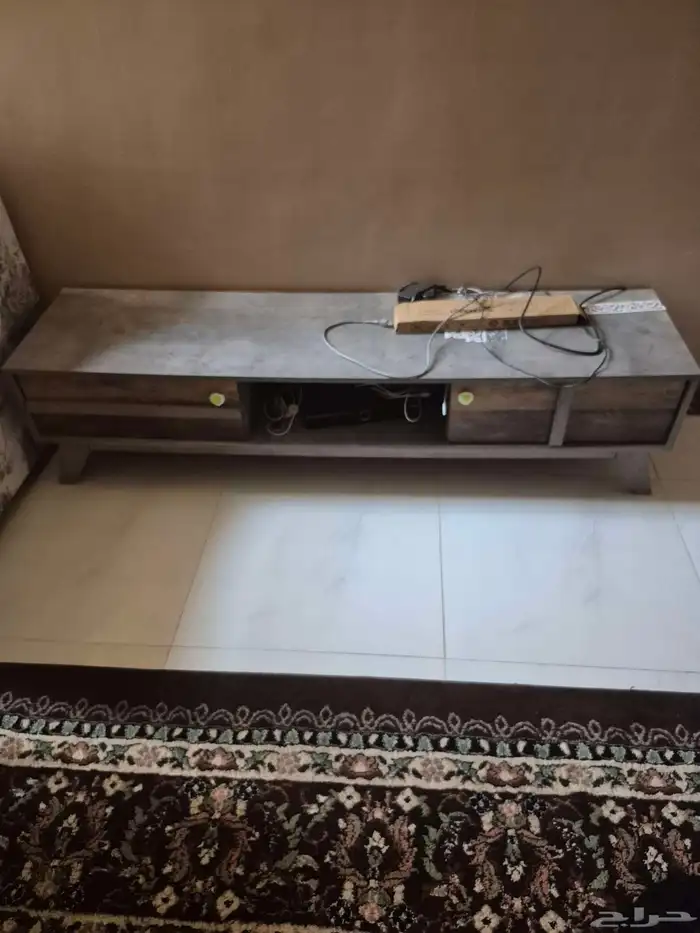 مغاسل مع كنب وطاوله 5