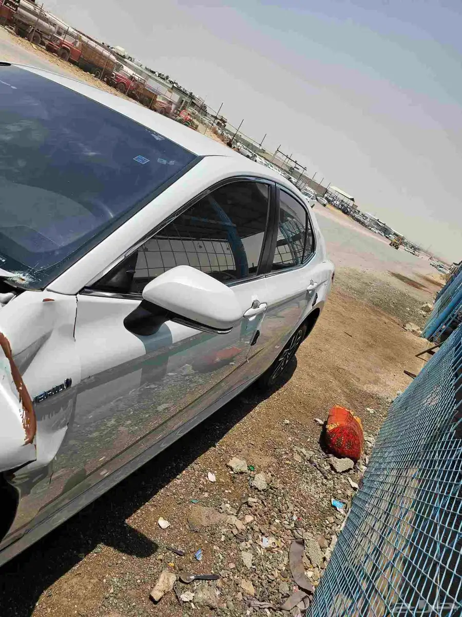 تشليح كامري هايبرد 2022 3