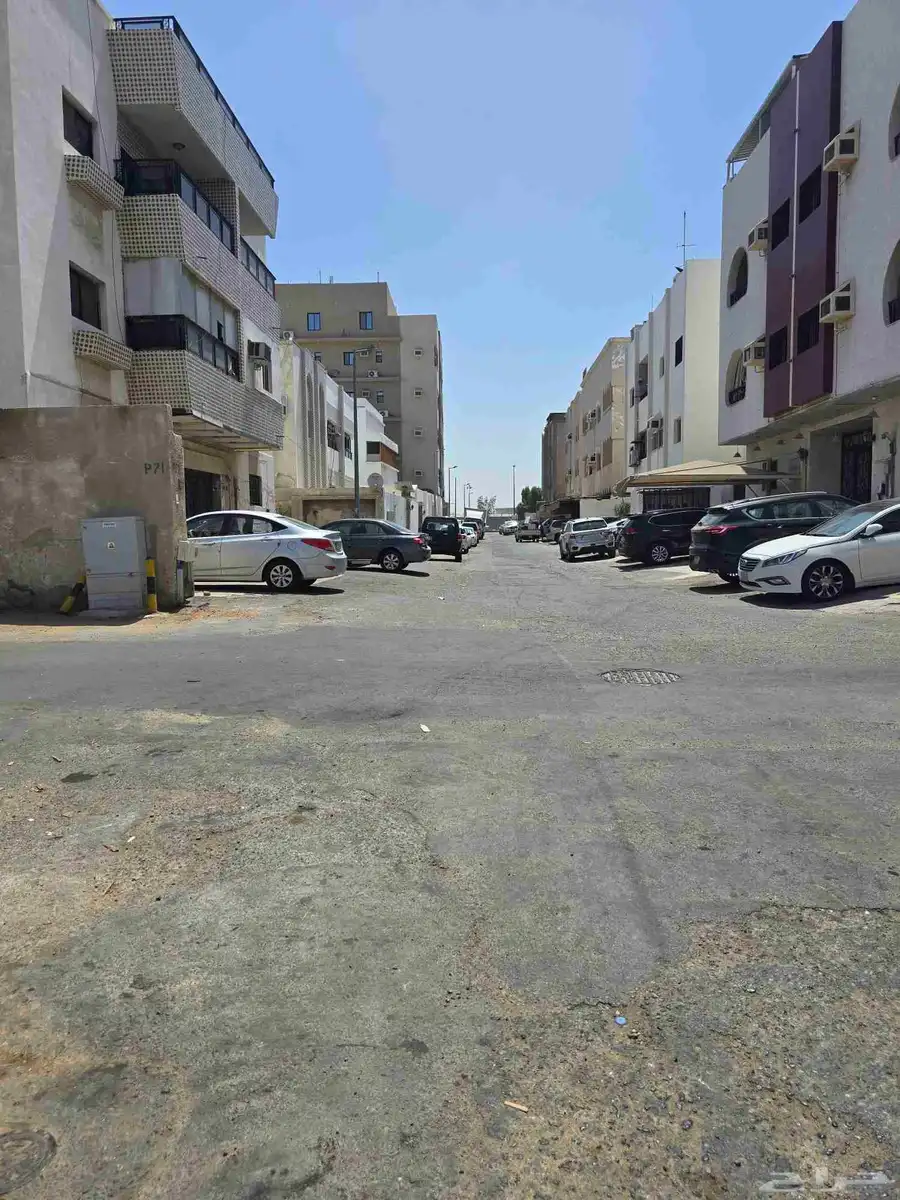 عمارة للبيع حي الفيصلية على شارعين 5