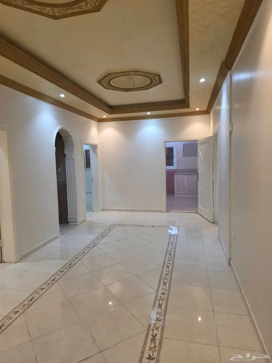 شقه 3 غرف مجدده للايجار حي المنار 4