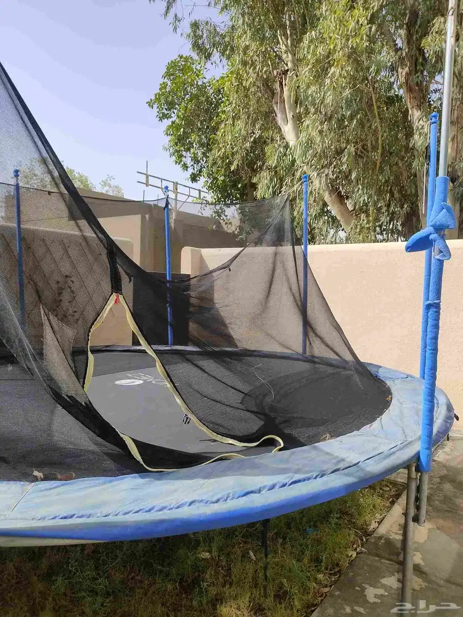 trampoline 10 feet 700 SAR 1