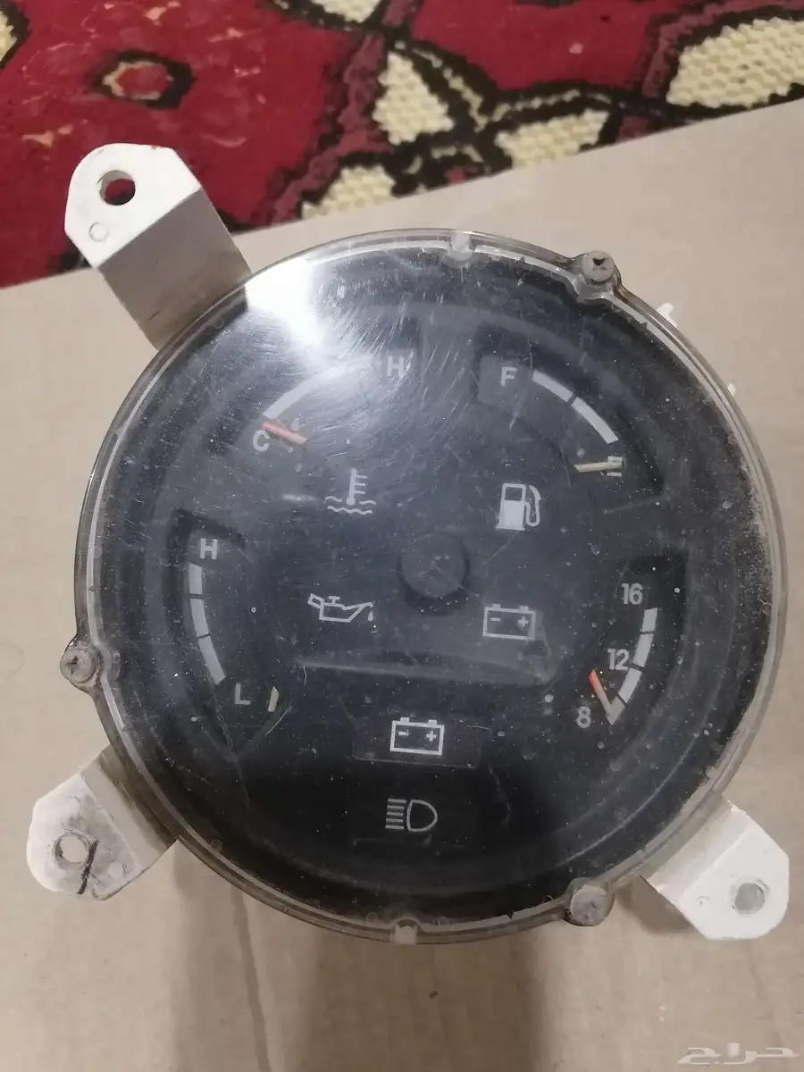 قطع غيار جيب صالون تايوتا قديم 29