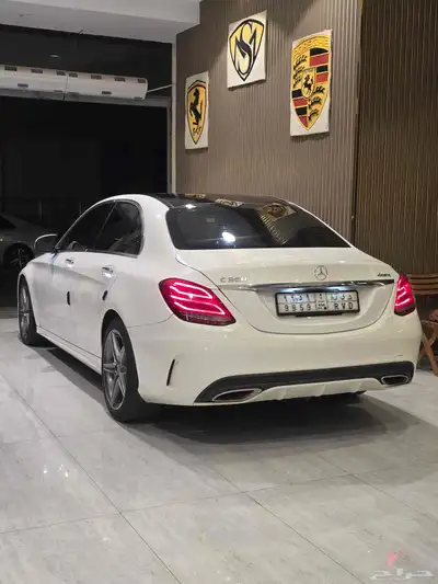 مرسيدس C300 2018 2