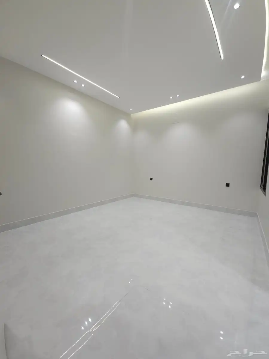 للبيع شقه ارضي باحدرفيده تشطيب vip 37
