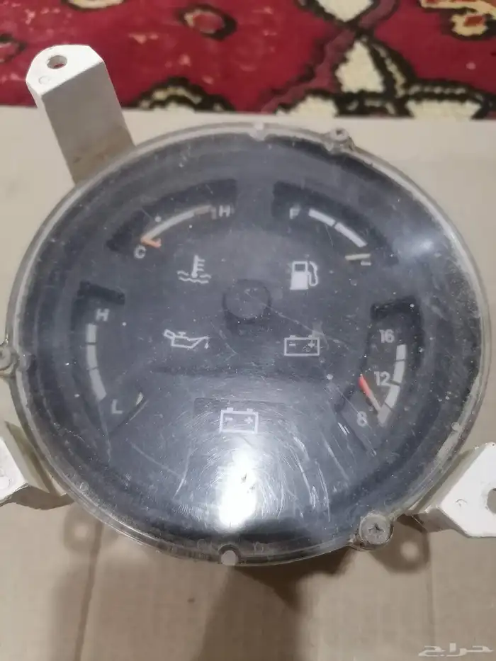 قطع غيار جيب صالون تايوتا قديم 16