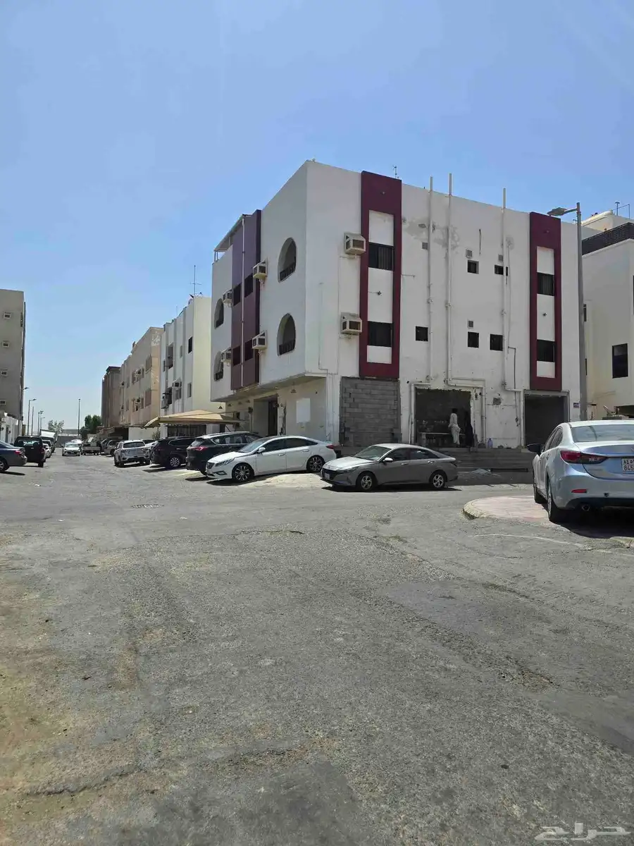 عمارة للبيع حي الفيصلية على شارعين 1