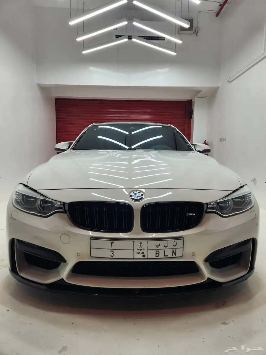 بي ام دبليو ام 3 كوبيتيشين موديل 2016 الممشى 46000 كيلو 0