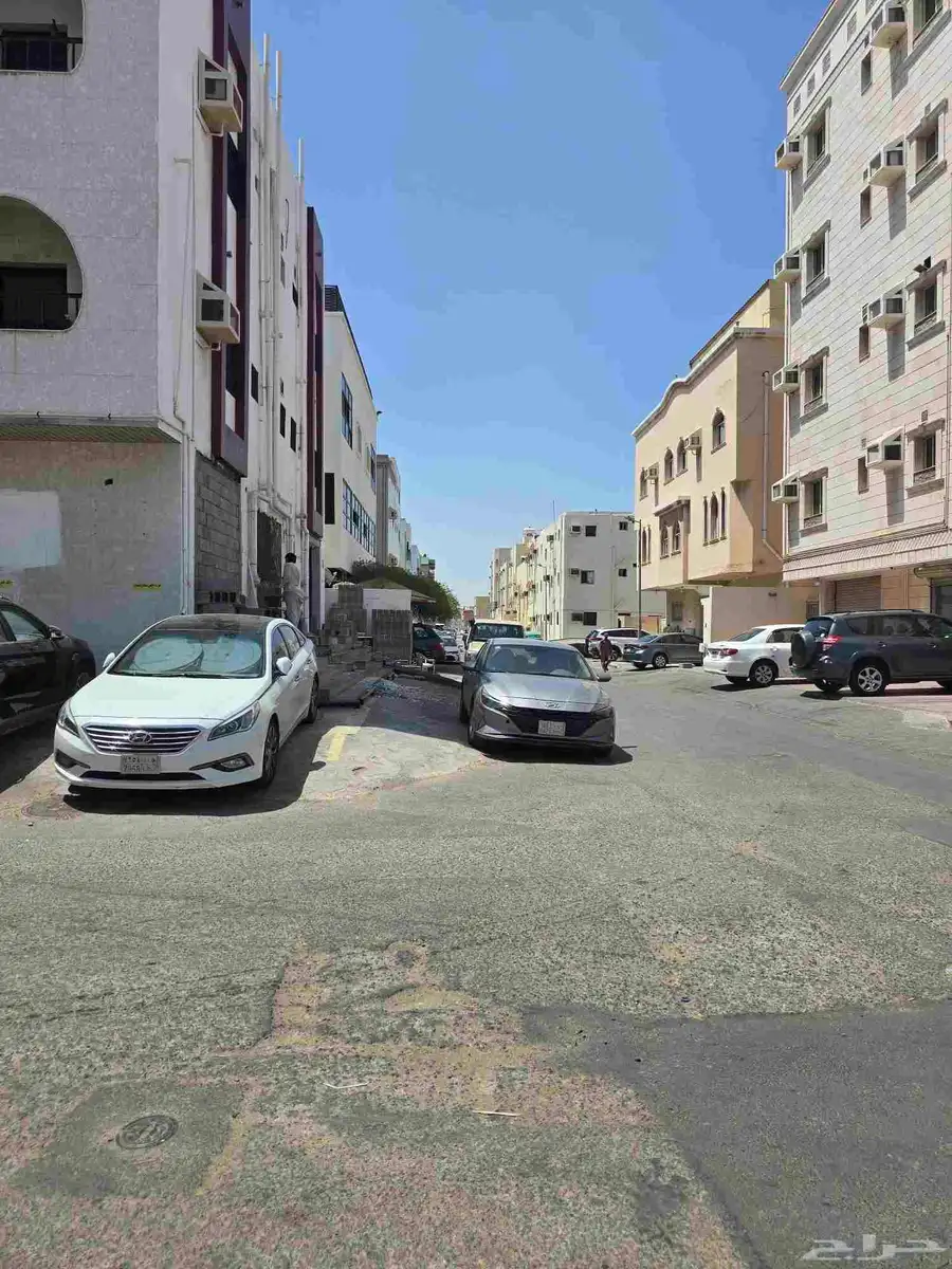عمارة للبيع حي الفيصلية على شارعين 2