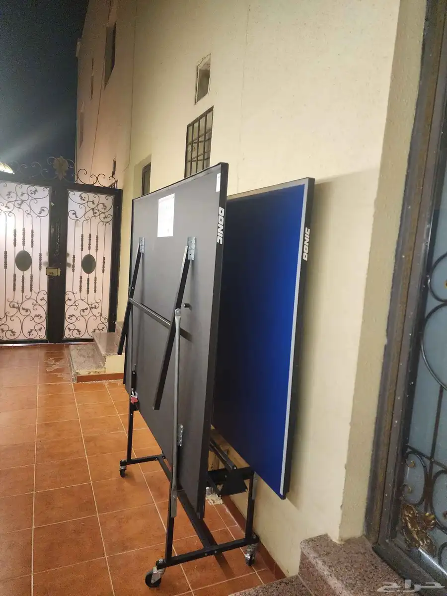 طاولة تنس طاولة دونيك بحالة ممتازة استعمال خفيف 1