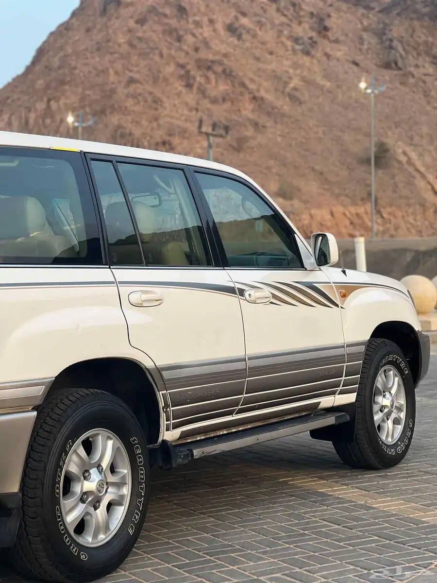 تويوتا لاندكروزر في اكس ار نظيف بريمي 2003 8