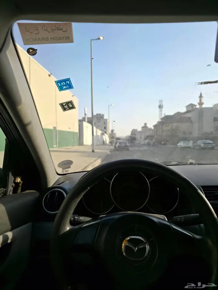 مازدا 3 2005. 4