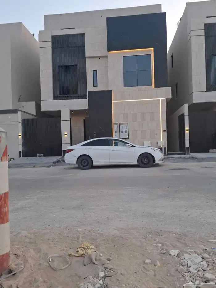 شقق للبيع بحي الرمال 12