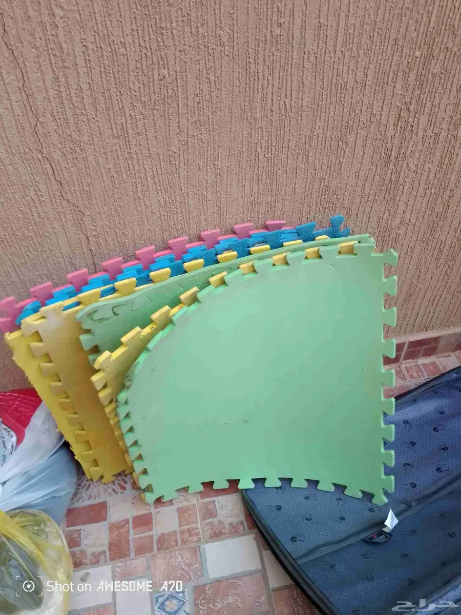 سلاح للسباحه .لباد يوضع تحت الفرش للحمايه من الحراره فاضيه 4