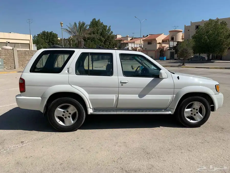 2003 نيسان باثفندر 2003 ( انفنتي QX4) 3