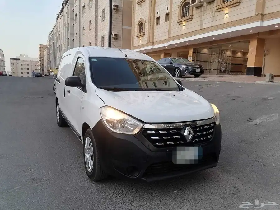 للبيع رينو دوكر فان بضاعه الموديل 2021 بحالة ممتازة جدا 4