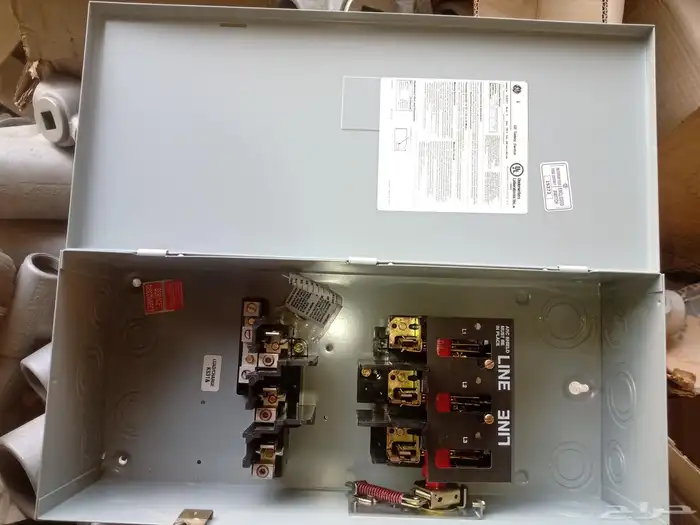 (Safety Switch) جونجوفر سوتش سكين قلاب كهرباء 15