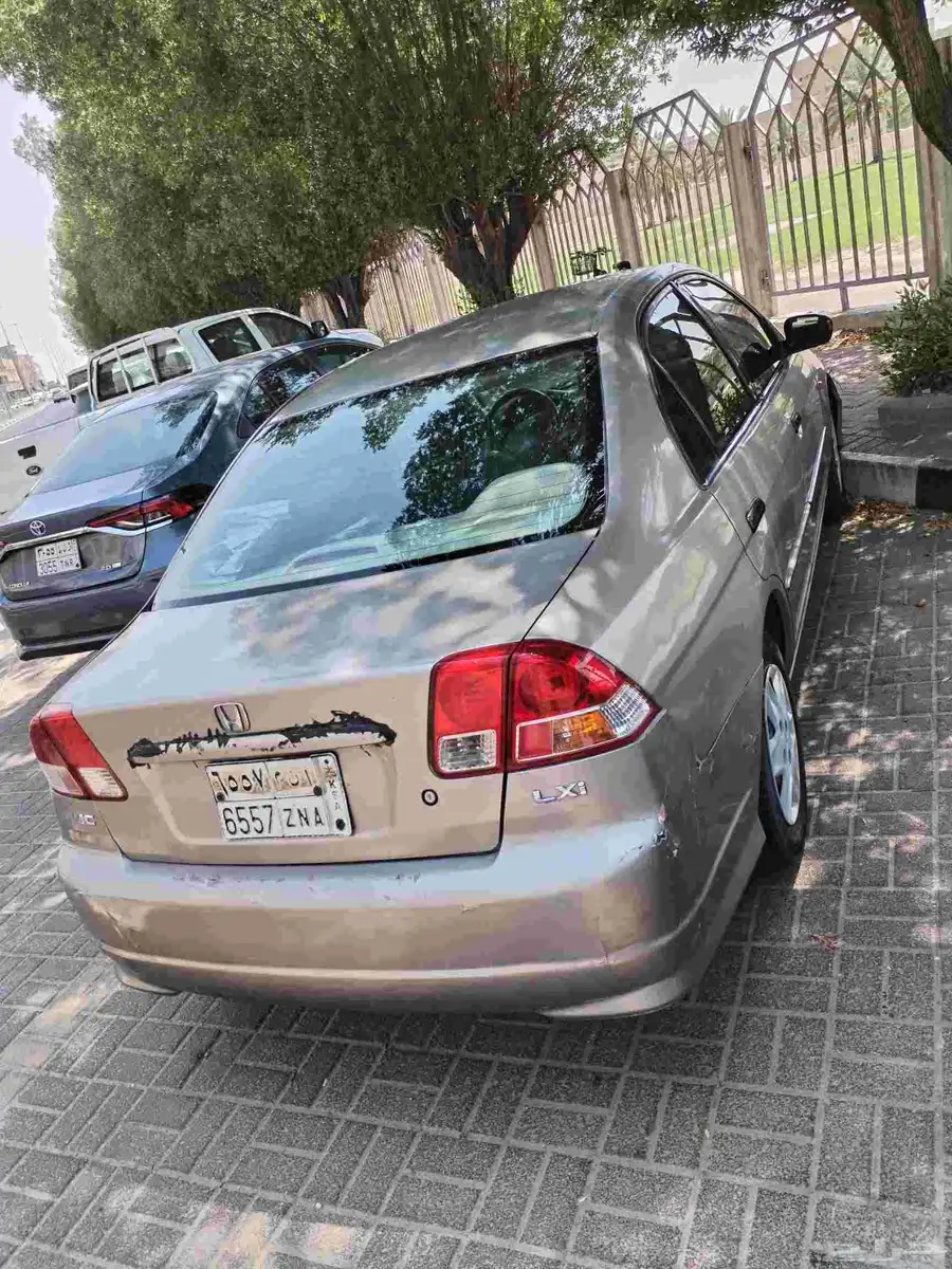 سيفيك مع اللوحة 1