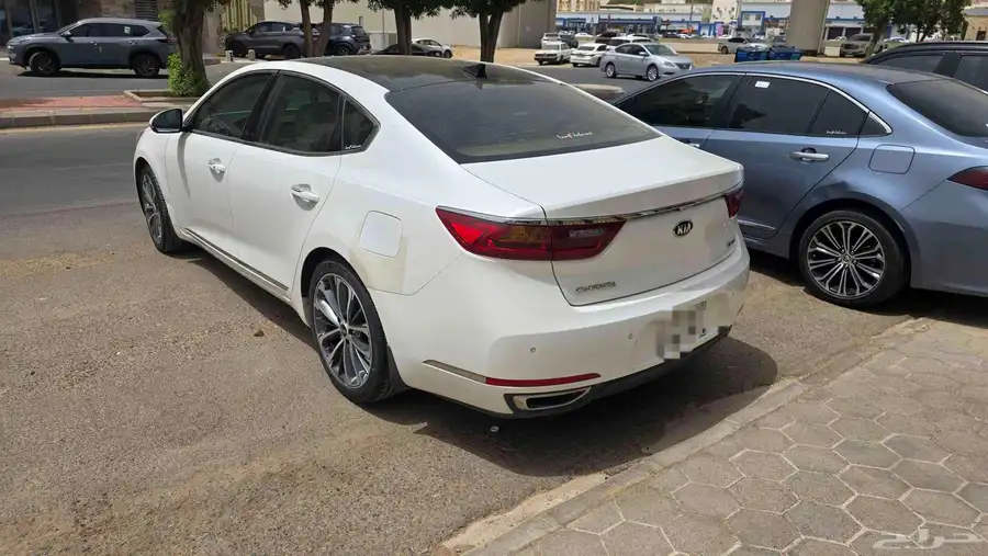 كيا كادينزا 2017 للبيعKia Cadenza 2017 2