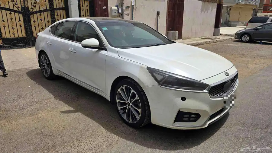 كيا كادينزا 2017 للبيعKia Cadenza 2017 4