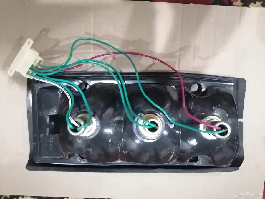 قطع غيار جيب صالون تايوتا قديم 13