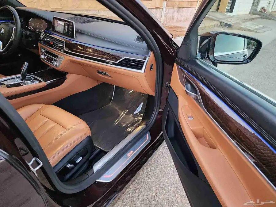 بي ام دبليو 730LI قمة النظافة 2020 24